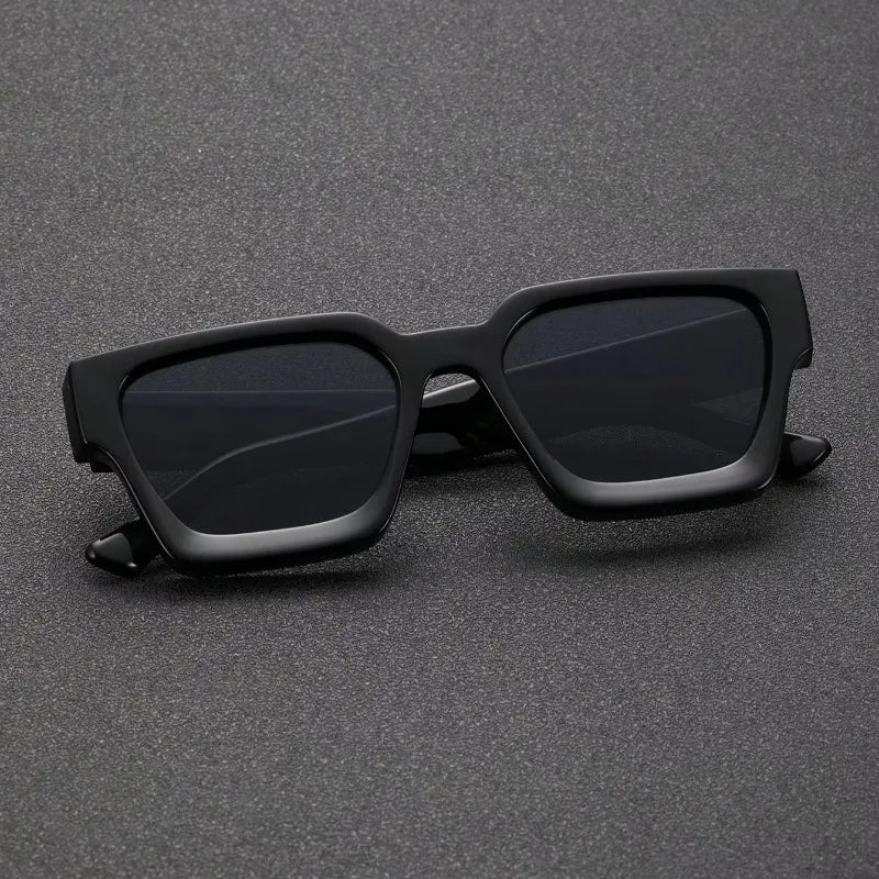 Óculos de Sol Estilo Lazer com Proteção UV400 – Unissex, Leves e Cheios de Atitude!